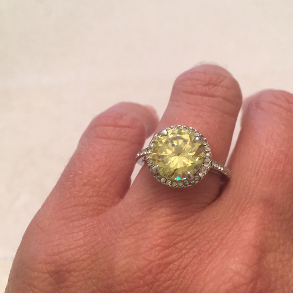 Ring